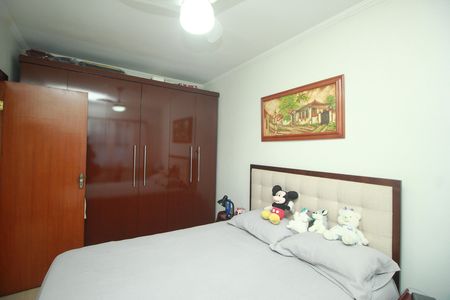 Casa à venda com 120m², 3 quartos e 3 vagas Casa à venda com 120m², 3 quartos e 3 vagasQuarto 1
