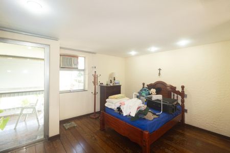 Apartamento para alugar com 178m², 3 quartos e 2 vagas Apartamento para alugar com 178m², 3 quartos e 2 vagasSuíte