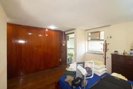 Apartamento para alugar com 178m², 3 quartos e 2 vagas Apartamento para alugar com 178m², 3 quartos e 2 vagasSuíte