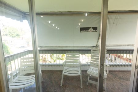 Apartamento para alugar com 178m², 3 quartos e 2 vagas Apartamento para alugar com 178m², 3 quartos e 2 vagasVista da Sala
