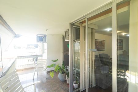 Apartamento para alugar com 178m², 3 quartos e 2 vagas Apartamento para alugar com 178m², 3 quartos e 2 vagasVaranda da Sala