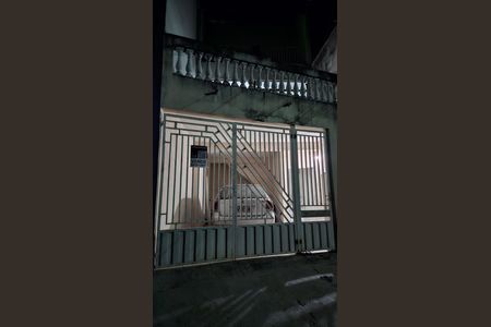 Casa à venda com 227m², 3 quartos e 1 vaga