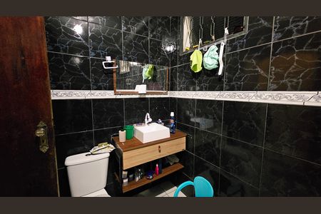 Casa à venda com 227m², 3 quartos e 1 vaga