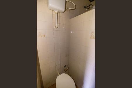 Casa para alugar com 42m², 1 quarto e sem vaga Casa para alugar com 42m², 1 quarto e sem vagaBanheiro