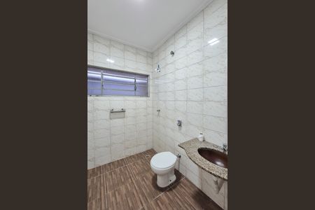 Casa à venda com 160m², 2 quartos e 2 vagas Casa à venda com 160m², 2 quartos e 2 vagasBanheiro Social