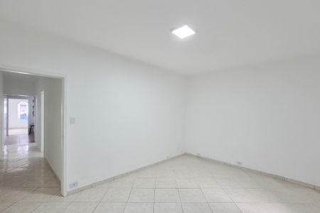 Casa à venda com 160m², 2 quartos e 2 vagas Casa à venda com 160m², 2 quartos e 2 vagasSuíte
