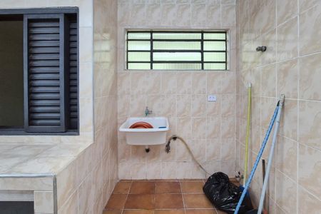 Casa à venda com 160m², 2 quartos e 2 vagas Casa à venda com 160m², 2 quartos e 2 vagasÁrea de Serviço