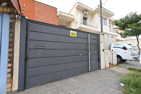 Fachada de casa à venda com 4 quartos, 176m² em Vila do Bosque, São Paulo