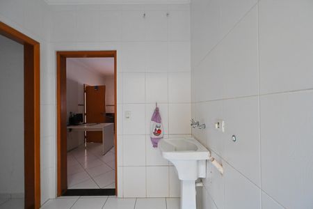 Lavanderia de casa à venda com 4 quartos, 176m² em Vila do Bosque, São Paulo