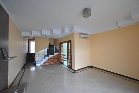 Sala de casa para alugar com 4 quartos, 176m² em Vila do Bosque, São Paulo