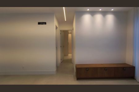 Sala de apartamento para alugar com 2 quartos, 84m² em Recreio dos Bandeirantes, Rio de Janeiro