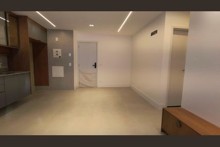 Sala de apartamento para alugar com 2 quartos, 84m² em Recreio dos Bandeirantes, Rio de Janeiro