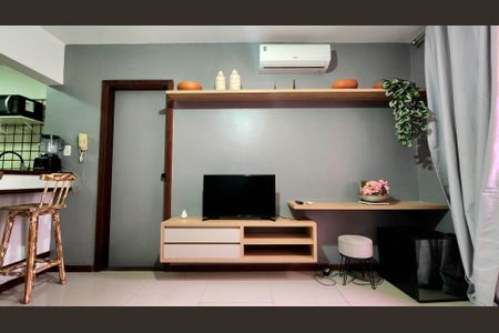 Sala de apartamento para alugar com 1 quarto, 40m² em Pituba, Salvador
