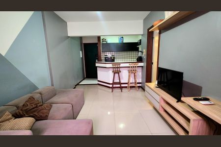 Sala de apartamento para alugar com 1 quarto, 40m² em Pituba, Salvador
