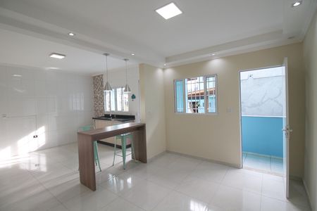 Sala de casa para alugar com 2 quartos, 100m² em Cidade Satelite Santa Barbara, São Paulo