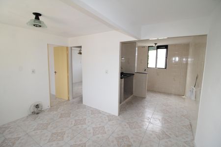 Sala / Cozinha de apartamento para alugar com 2 quartos, 55m² em Jardim Antartica, São Paulo