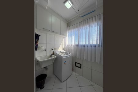 Apartamento para alugar com 60m², 2 quartos e 1 vaga Apartamento para alugar com 60m², 2 quartos e 1 vagaÁrea de Serviço