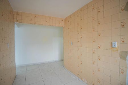 Casa para alugar com 60m², 2 quartos e 1 vaga Casa para alugar com 60m², 2 quartos e 1 vagaCozinha