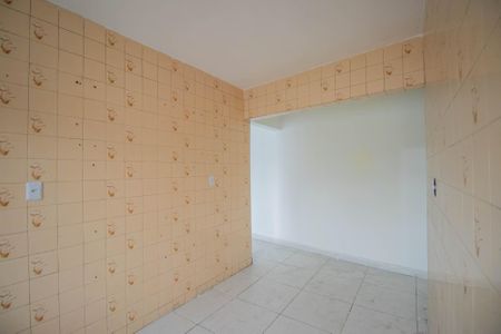 Casa para alugar com 60m², 2 quartos e 1 vaga Casa para alugar com 60m², 2 quartos e 1 vagaCozinha