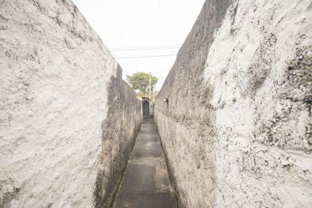 Casa para alugar com 60m², 2 quartos e 1 vaga Casa para alugar com 60m², 2 quartos e 1 vagaQuintal
