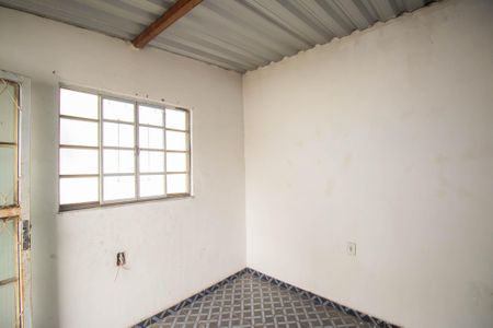 Casa para alugar com 60m², 2 quartos e 1 vaga Casa para alugar com 60m², 2 quartos e 1 vagaQuarto de Serviço