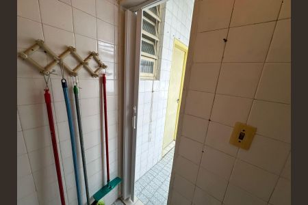 Apartamento para alugar com 125m², 2 quartos e 1 vaga Apartamento para alugar com 125m², 2 quartos e 1 vagaBanheiro 2