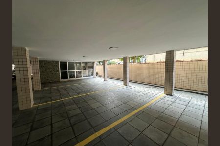 Apartamento para alugar com 125m², 2 quartos e 1 vaga Apartamento para alugar com 125m², 2 quartos e 1 vagaGaragem