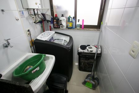 Apartamento para alugar com 75m², 3 quartos e 1 vagaÁrea de Serviço