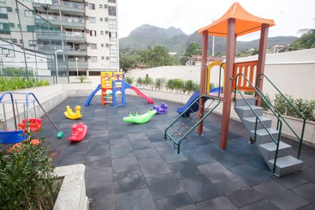 Apartamento para alugar com 75m², 3 quartos e 1 vagaÁrea comum - Playground