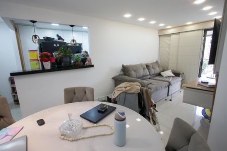 Apartamento para alugar com 75m², 3 quartos e 1 vagaSala