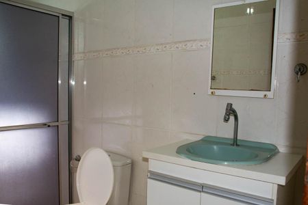 Casa para alugar com 70m², 1 quarto e 1 vaga Casa para alugar com 70m², 1 quarto e 1 vagaBanheiro