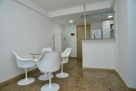 Apartamento para alugar com 50m², 1 quarto e 1 vagaSala