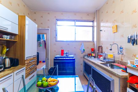 Apartamento à venda com 75m², 2 quartos e 1 vaga Apartamento à venda com 75m², 2 quartos e 1 vagaCozinha