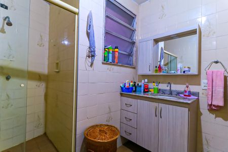 Apartamento à venda com 75m², 2 quartos e 1 vaga Apartamento à venda com 75m², 2 quartos e 1 vagaBanheiro
