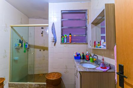 Apartamento à venda com 75m², 2 quartos e 1 vaga Apartamento à venda com 75m², 2 quartos e 1 vagaBanheiro