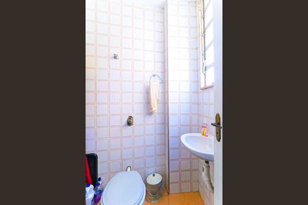 Apartamento à venda com 75m², 2 quartos e 1 vaga Apartamento à venda com 75m², 2 quartos e 1 vagaBanheiro de serviço