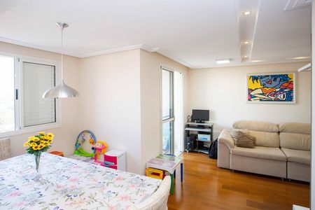 Apartamento à venda com 69m², 2 quartos e 1 vagaSala