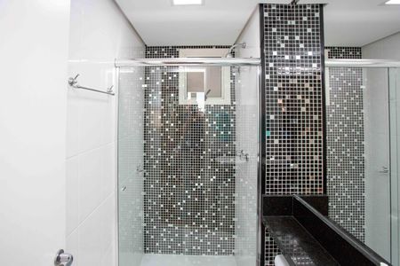 Apartamento à venda com 69m², 2 quartos e 1 vagaBanheiro Social