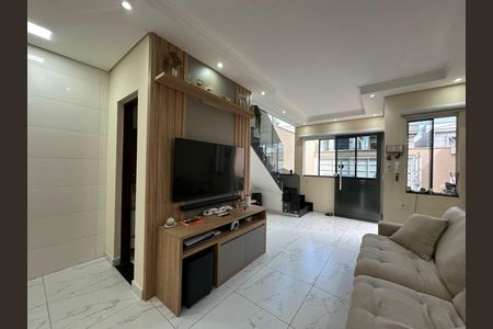 Casa de condomínio à venda com 118m², 2 quartos e 2 vagas Casa de condomínio à venda com 118m², 2 quartos e 2 vagasSala