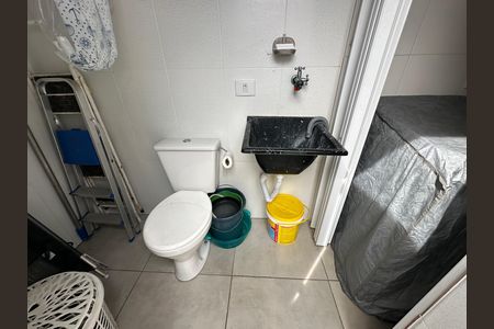 Casa de condomínio à venda com 118m², 2 quartos e 2 vagas Casa de condomínio à venda com 118m², 2 quartos e 2 vagasÁrea de Serviço
