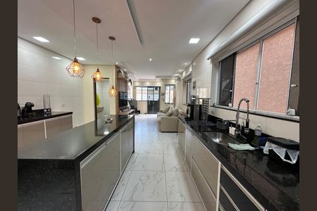 Casa de condomínio à venda com 118m², 2 quartos e 2 vagas Casa de condomínio à venda com 118m², 2 quartos e 2 vagasCozinha