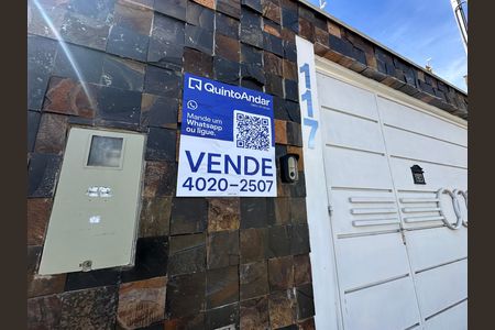 Casa de condomínio à venda com 118m², 2 quartos e 2 vagas Casa de condomínio à venda com 118m², 2 quartos e 2 vagasFachada