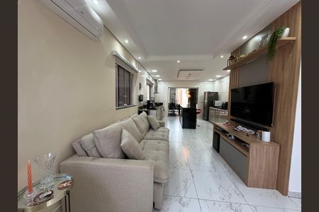Sala de casa de condomínio à venda com 2 quartos, 118m² em Alphaville, Santana de Parnaíba
