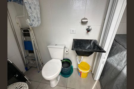 Casa de condomínio à venda com 118m², 2 quartos e 2 vagas Casa de condomínio à venda com 118m², 2 quartos e 2 vagasÁrea de Serviço
