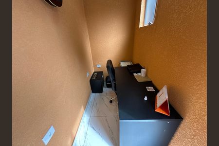Casa de condomínio à venda com 118m², 2 quartos e 2 vagas Casa de condomínio à venda com 118m², 2 quartos e 2 vagasEscritório