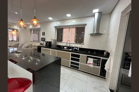 Casa de condomínio à venda com 118m², 2 quartos e 2 vagas Casa de condomínio à venda com 118m², 2 quartos e 2 vagasCozinha