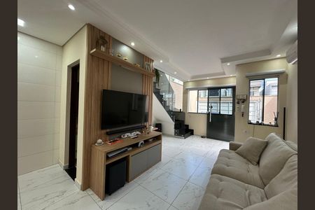 Casa de condomínio à venda com 118m², 2 quartos e 2 vagas Casa de condomínio à venda com 118m², 2 quartos e 2 vagasSala