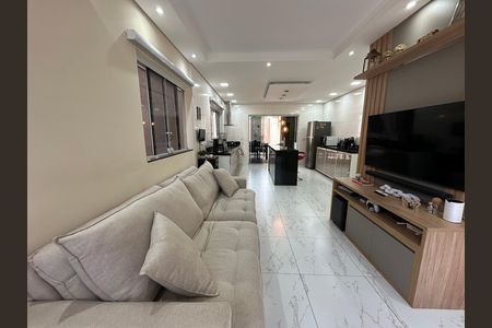 Casa de condomínio à venda com 118m², 2 quartos e 2 vagas Casa de condomínio à venda com 118m², 2 quartos e 2 vagasSala