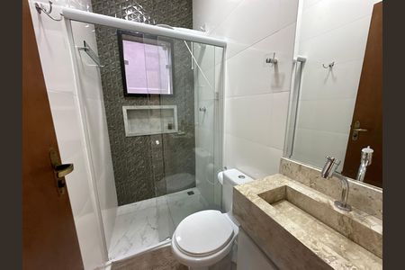 Casa de condomínio à venda com 118m², 2 quartos e 2 vagas Casa de condomínio à venda com 118m², 2 quartos e 2 vagasBanheiro da Suíte 1