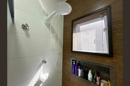 Casa de condomínio à venda com 118m², 2 quartos e 2 vagas Casa de condomínio à venda com 118m², 2 quartos e 2 vagasBanheiro da Suíte 2